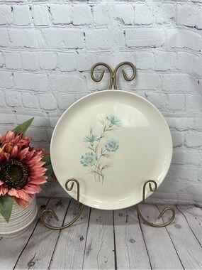 vtg Boutonniere by Taylor, Smith & Taylor (Ts&T) 11" Chop Plate (Round Platter)